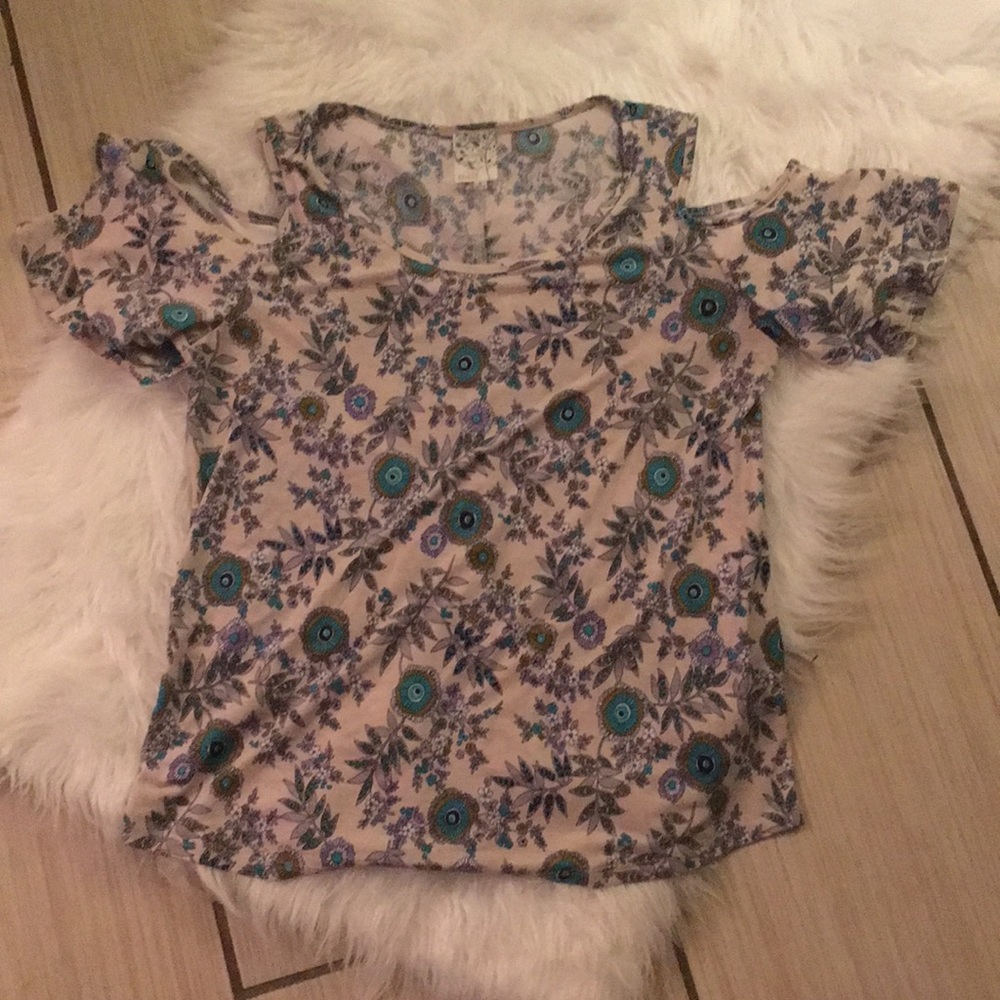 Floral top